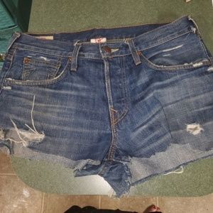 True religion plus size cut off short size 32 l14